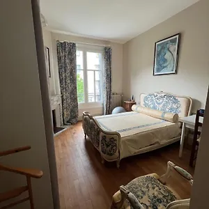 Hyper Centre ,jolie Climatisee Avec Parking Securise Gratuit Séjour chez l'habitant