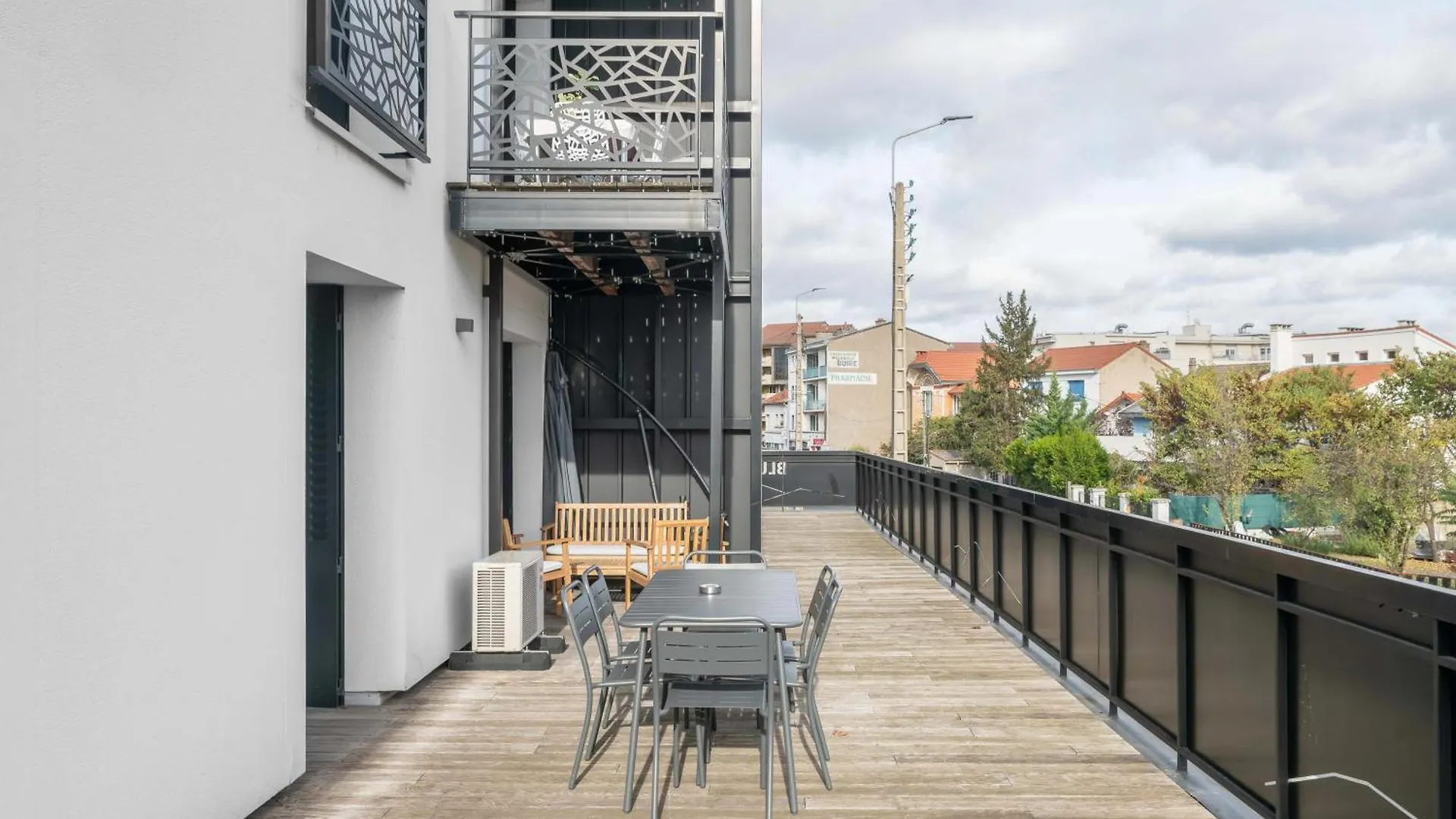 Residence Leon Blum - Appartements Design - Parking Clermont-Ferrand 0*,